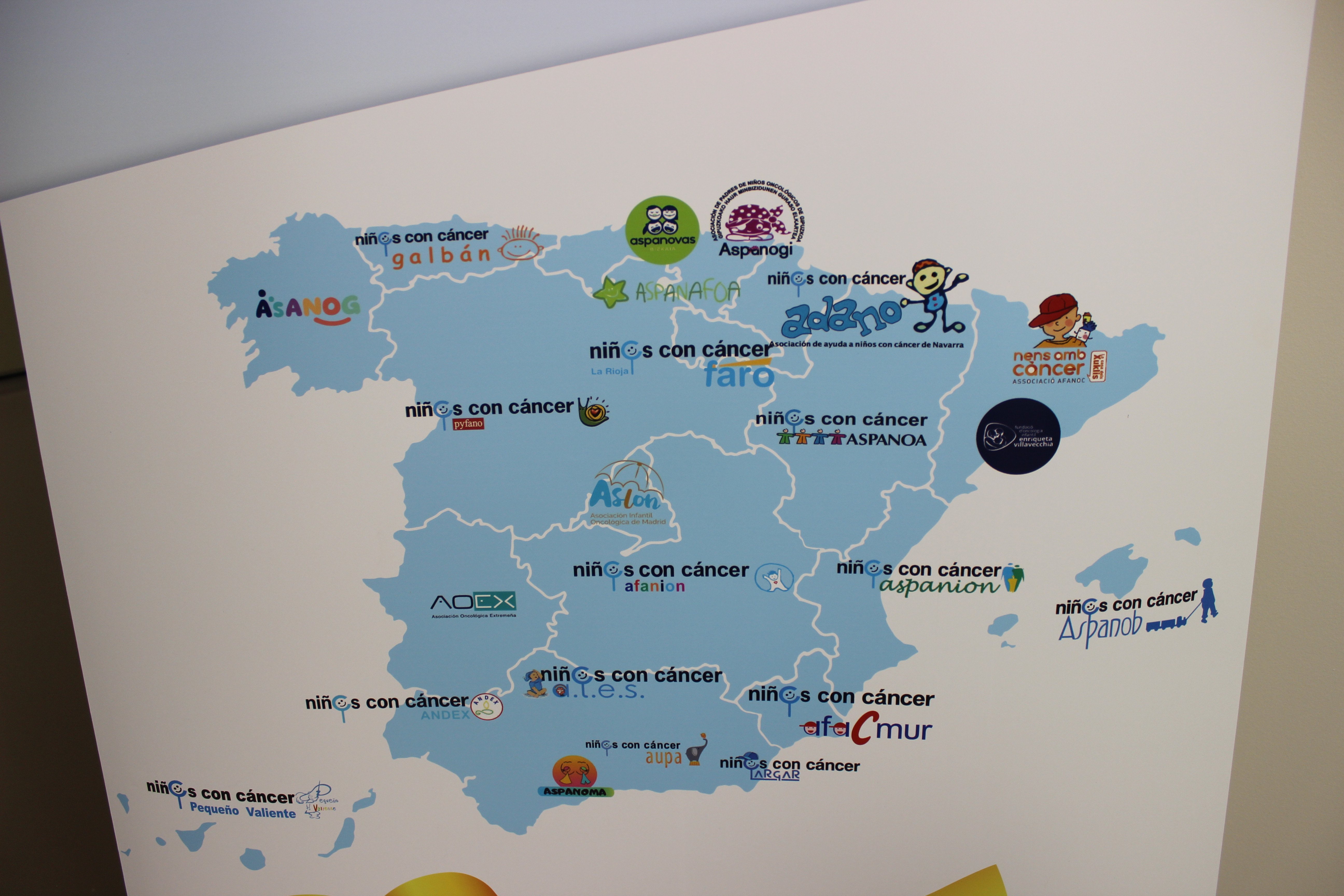 MEAN WELL dona $20.000 a través de Electrónica OLFER a la Federación Española de Padres de Niños con Cáncer Infantil